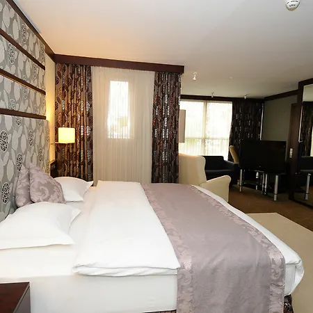 Hotel Ontur Butik 4*